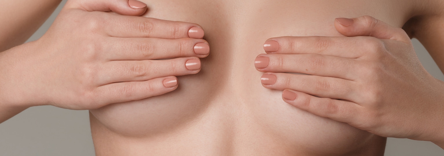 mastopexie avec ou sans implants